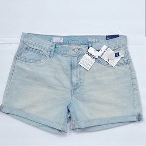 Gap Sexy Boyfriend Short Size 26